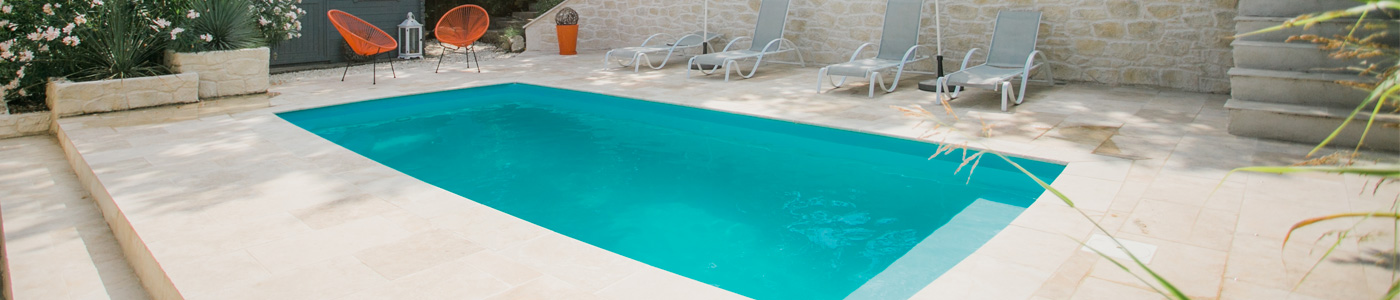 piscine à Uzès et dans le Gard