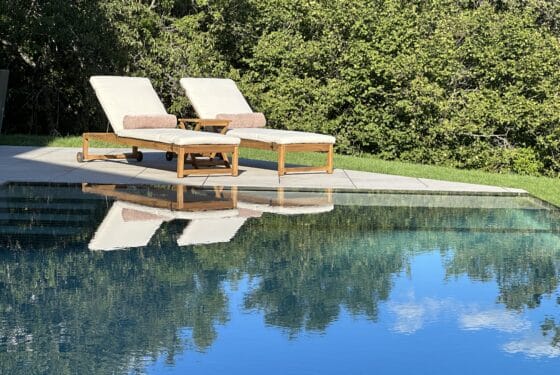 Les piscines en inox pour une esthétique moderne et élégante.